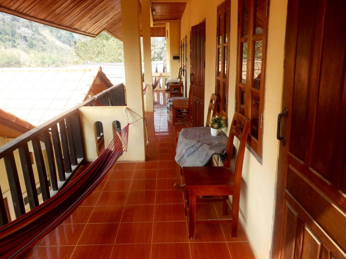 Hôtel Sunrise Bungalow à Nongkhiaw Extérieur photo